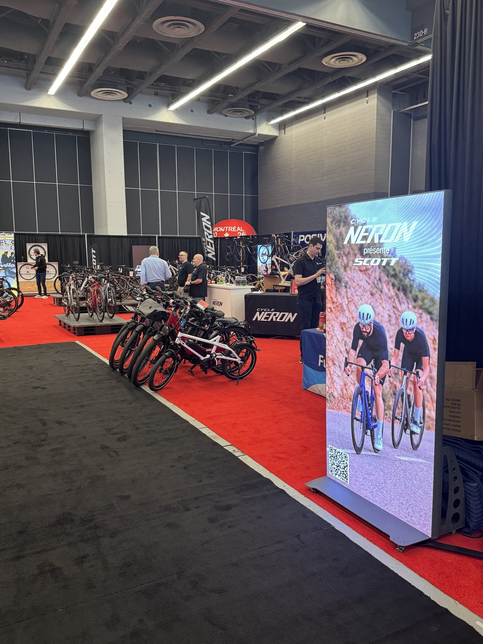 Stand Cycle Néron au Salon du Vélo de Montréal